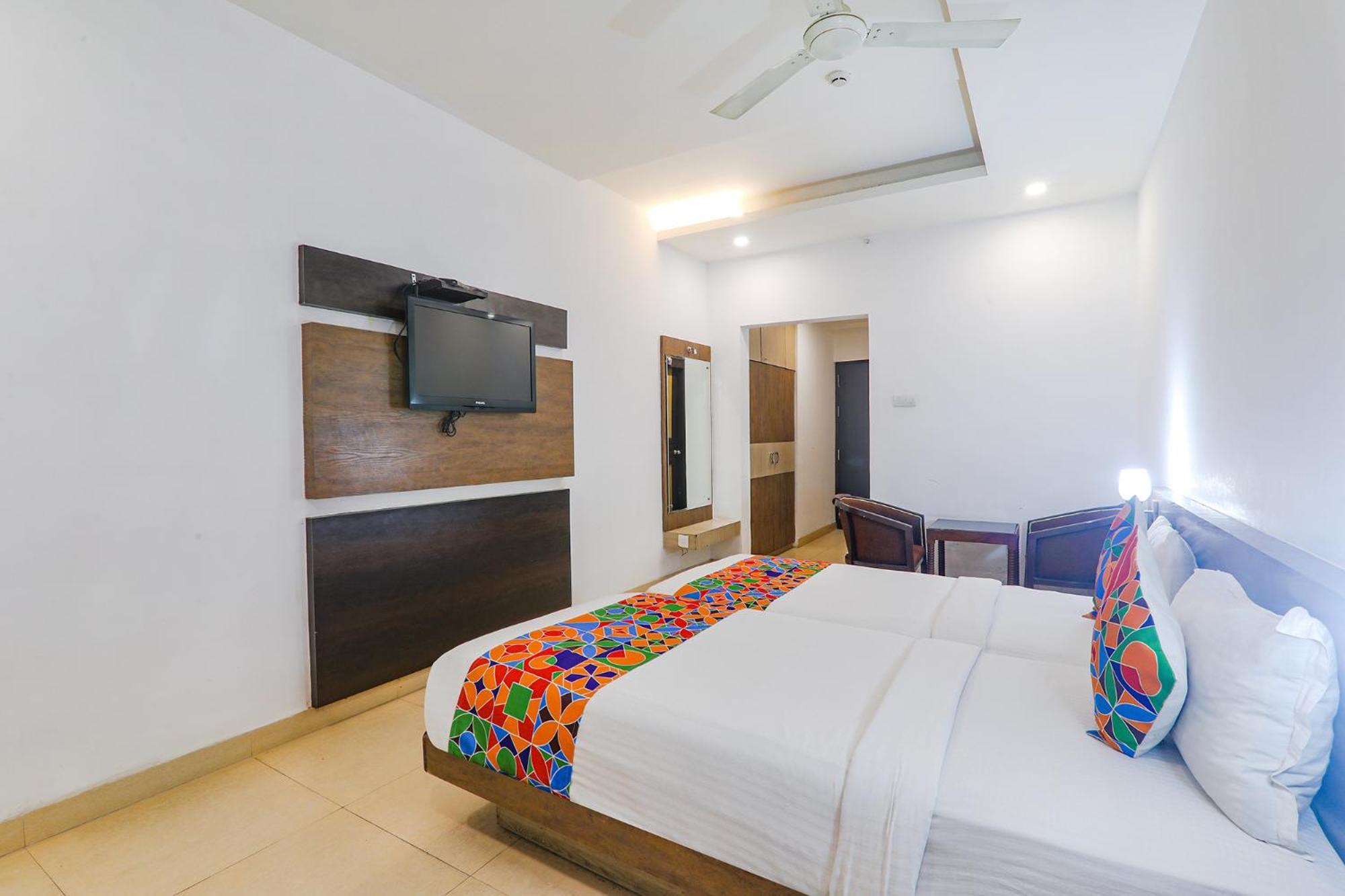 Fabhotel Prime The Continental Lucknow Eksteriør bilde