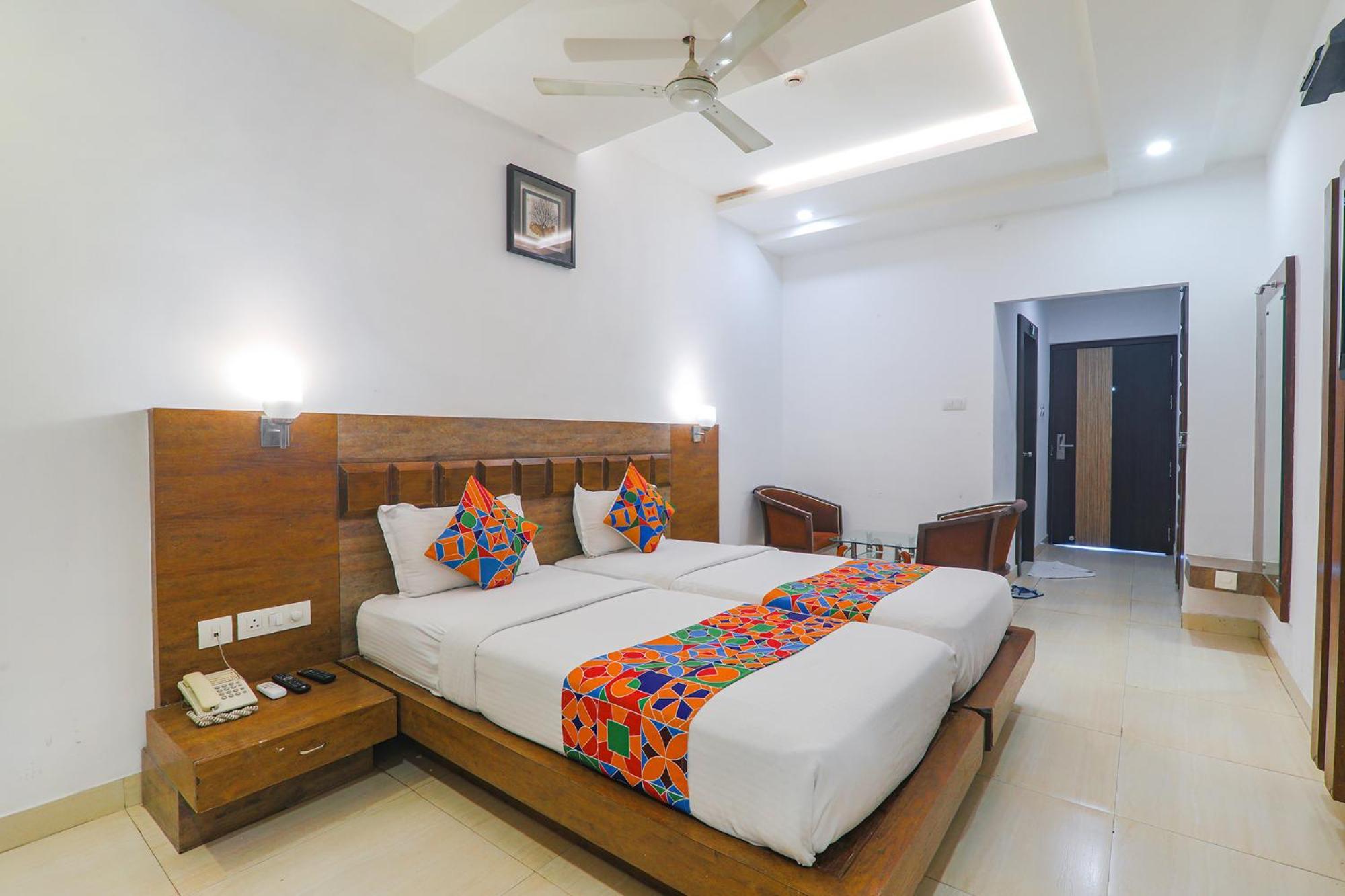 Fabhotel Prime The Continental Lucknow Eksteriør bilde