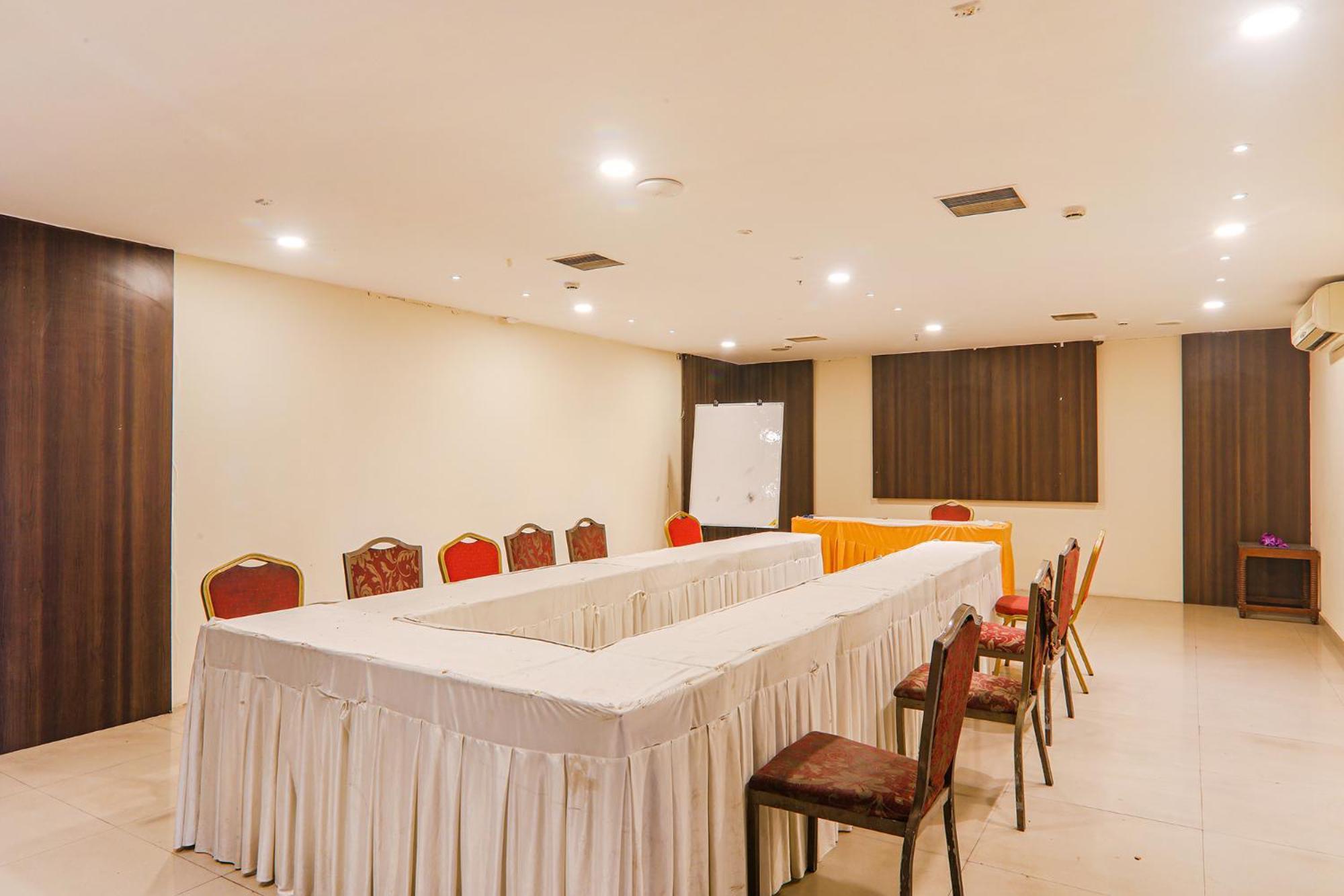 Fabhotel Prime The Continental Lucknow Eksteriør bilde
