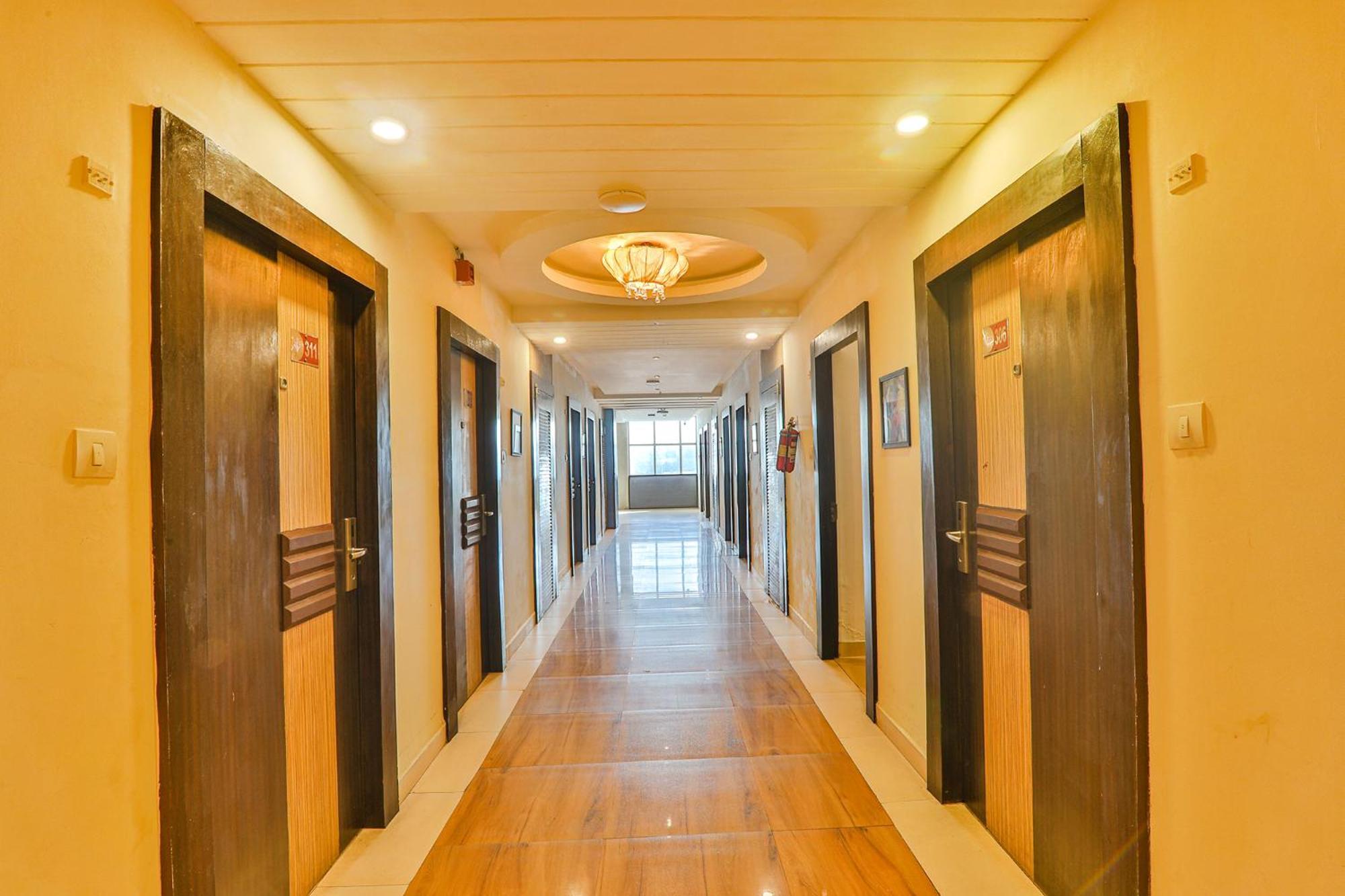 Fabhotel Prime The Continental Lucknow Eksteriør bilde